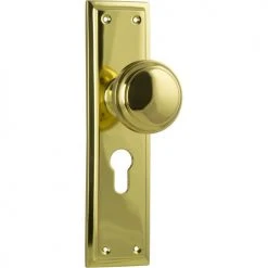 TRADCO MILTON DOOR KNOB ON PLATE