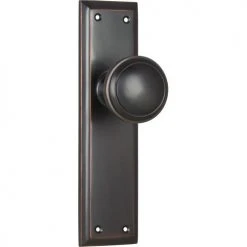 TRADCO MILTON DOOR KNOB ON PLATE