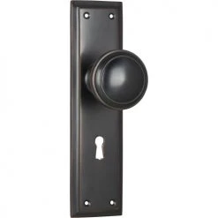 TRADCO MILTON DOOR KNOB ON PLATE