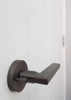 ZANDA FUTURA LEVER SET - EPIC Door Handles & Levers