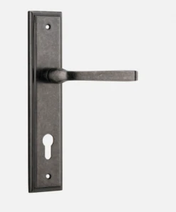 IVER DOOR LEVER ANNECY STEPPED BACKPLATE Door Handles & Levers 41 IVER DOOR LEVER ANNECY STEPPED BACKPLATE Door Handles & Levers