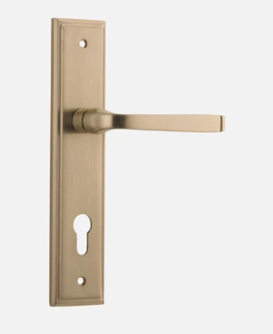 IVER DOOR LEVER ANNECY STEPPED BACKPLATE Door Handles & Levers 25 IVER DOOR LEVER ANNECY STEPPED BACKPLATE Door Handles & Levers