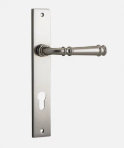 IVER DOOR LEVER VERONA RECTANGULAR BACKPLATE Door Handles & Levers 50 IVER DOOR LEVER VERONA RECTANGULAR BACKPLATE Door Handles & Levers