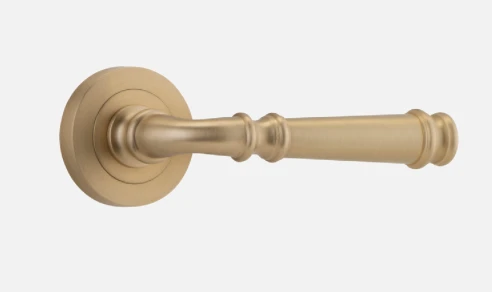 Door Handles & Levers IVER DOOR LEVER VERONA ROUND ROSE BACKPLATE 1 Door Handles & Levers IVER DOOR LEVER VERONA ROUND ROSE BACKPLATE